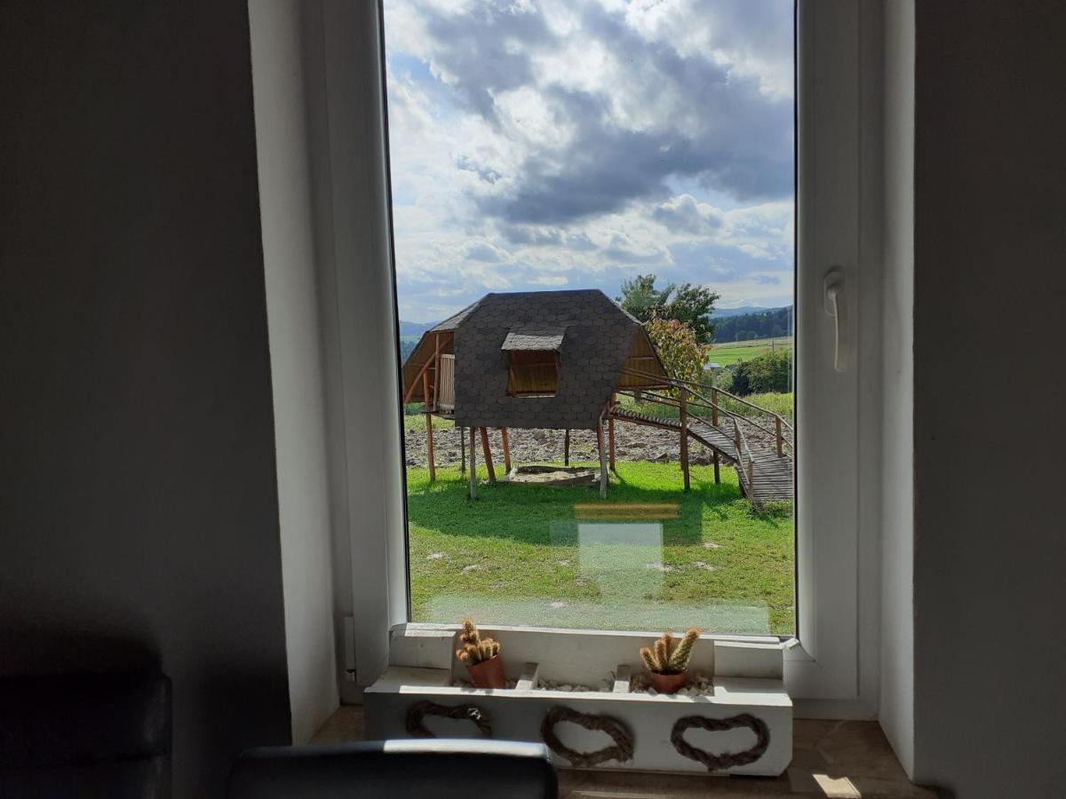Dom W Okolicach Czchowa Wytrzyszczka Esterno foto